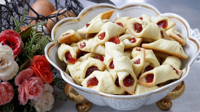 RECEITA FÁCIL E PRÁTICA COM POUCOS INGREDIENTES: BISCOITO BELISCÃO DE GOIABADA