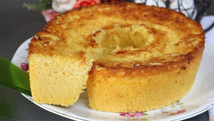 BOLO CAÇAROLA CREMOSO ASSIM VOCÊ NUNCA FEZ! É SÓ BATER NO LIQUIDIFICADOR! SUPER FÁCIL! BOLO DE MILHO