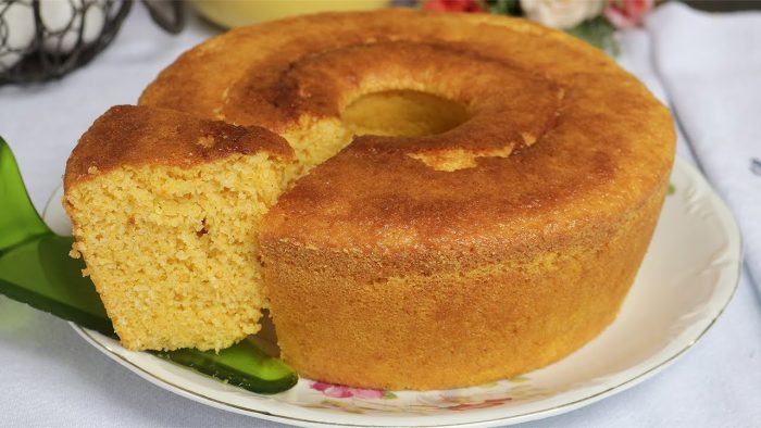 FAÇA ESSE BOLO DE FUBÁ PERFEITO SEM TRIGO – MUITO FOFINHO, MOLHADINHO E FÁCIL – Bateu Ta Pronto