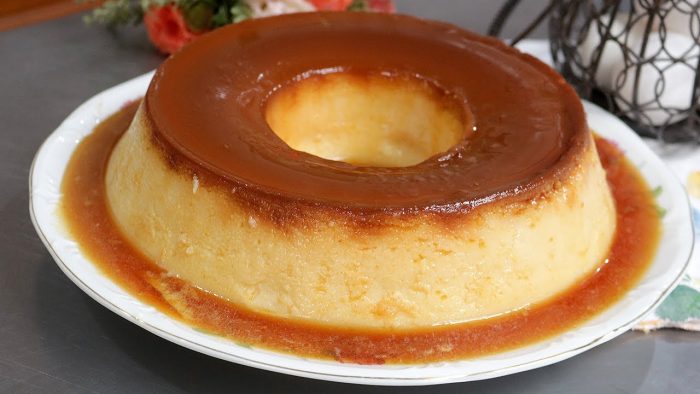 SEM FORNO E SUPER CREMOSO! MISTUREI CREME DE LEITE NO TRADICIONAL “PUDIM DE LEITE CONDENSADO”