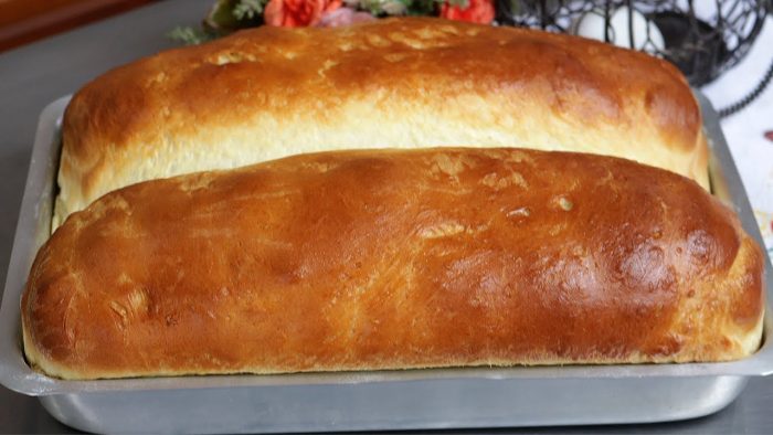 SÓ INGREDIENTES SIMPLES! FAÇA VOCÊ MESMO O PÃO CASEIRO MAIS MACIO E FOFINHO DO MUNDO!