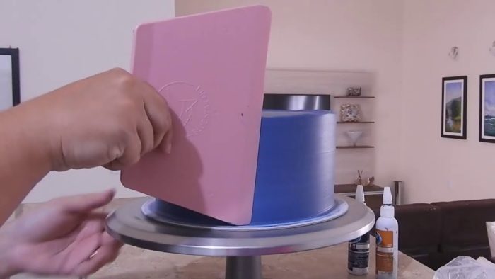 COMO DECORAR UM BOLO SUPER FÁCIL / WAVE CAKE COM GLITTER / BOLO NATAL /COLAB COM @meudocecantinho