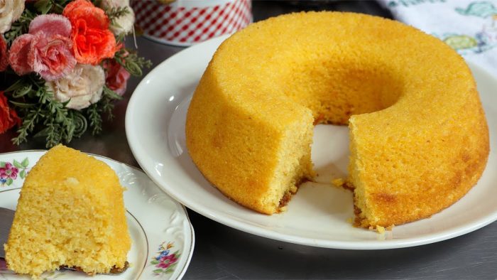 SEM LEITE E SEM TRIGO!  TUDO NO LIQUIDIFICADOR! ESSE BOLO É EXTREMAMENTE RÁPIDO, FÁCIL E FOFINHO