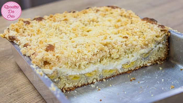 A VERDADEIRA CUCA CREMOSA DE BANANA 🍌🍌 DE PADARIA | JÁ SAI RECHEADA | RECEITAS DA CRIS