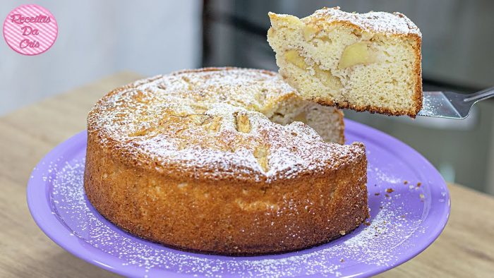 BOLO DE IOGURTE COM MAÇA | RECEITAS DA CRIS