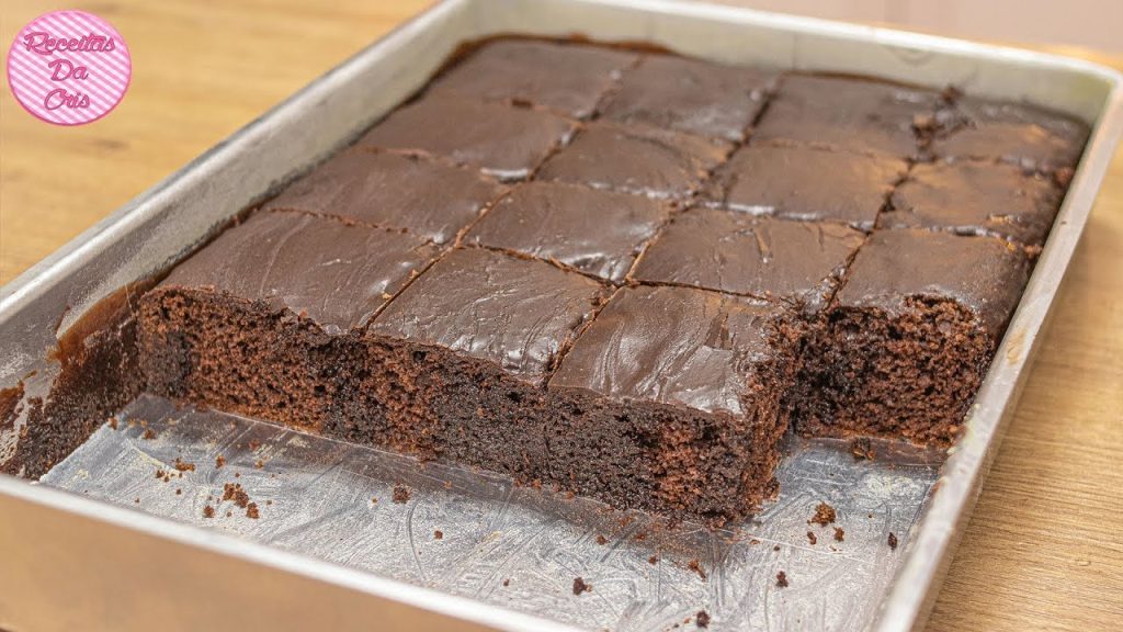 BOLO “NEGA MALUCA” TAMANHO FAMÍLIA  – RECEITAS DA CRIS