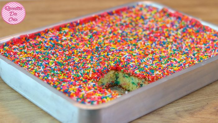 [ESPECIAL DIA DAS CRIANÇAS] BOLO COLORIDO | RECEITAS DA CRIS
