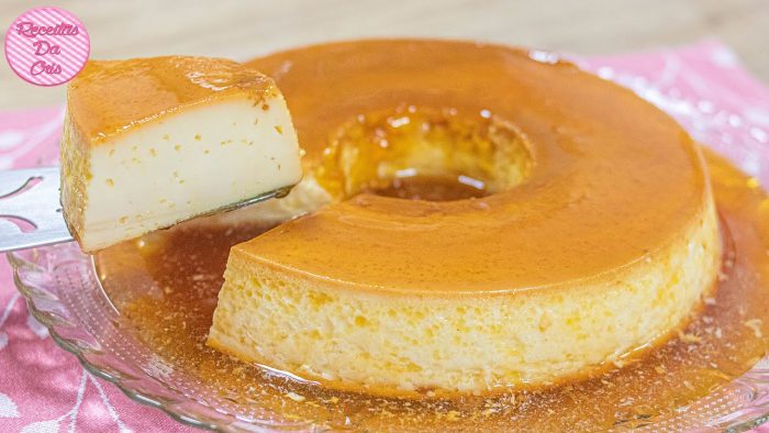 Pudim cremoso de moça com ninho