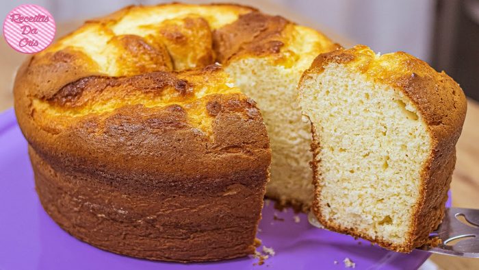 BOLO FOFINHO DE LIQUIDIFICADOR QUE DERRETE NA BOCA | RECEITAS DA CRIS