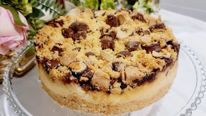 TORTA CROCANTE COM RECHEIO CREMOSO! OPÇÃO PARA A PÁSCOA! DELICIOSA, SIMPLES E FÁCIL.