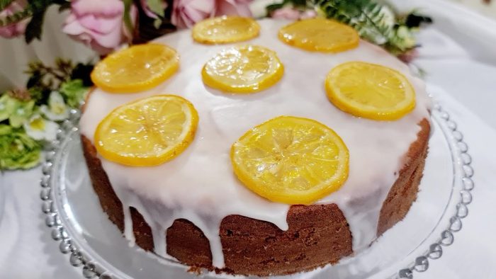 BOLO DE LIMÃO! FOFINHO E DELICIOSO… COM LIMÃO EM CALDA.