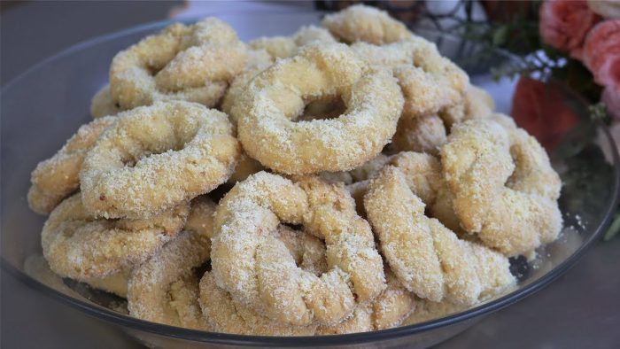 ESSA ROSQUINHA ASSADA DERRETE NA BOCA DE TÃO MACIA! FICA UMA DELÍCIA! IGUAL DE PADARIA