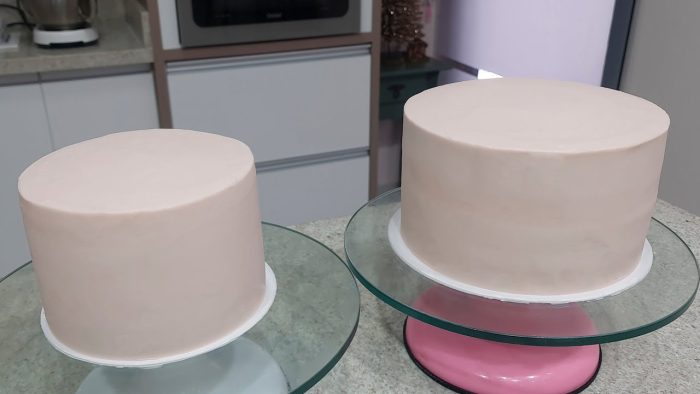 UMA DAS MELHORES COBERTURAS PARA BOLOS 😱 RESISTENTE A ALTAS TEMPERATURAS 🔥@PARISCAKEDESIGNER