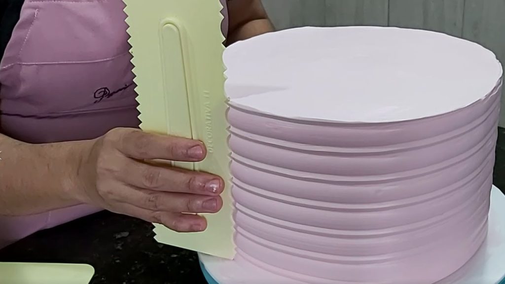 BOLO 15 CM DE ALTURA/DECORAÇÃO CHÁ DE PANELA