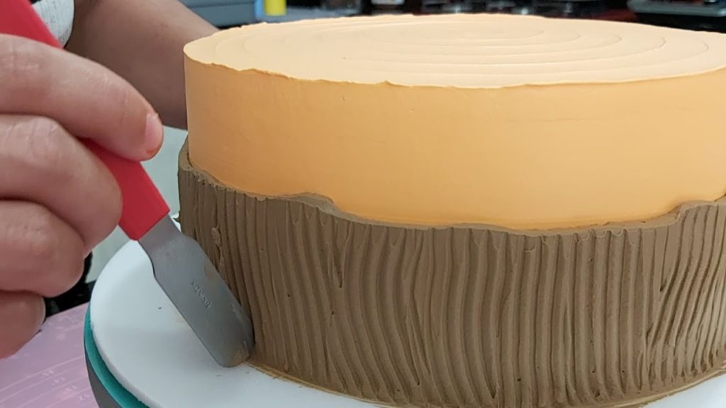 BOLO DECORAÇÃO RAPOSINHA ,CHANTILLY  E ESPÁTULA TEXTURIZADORA