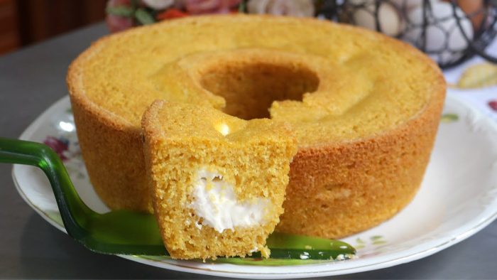 Contei o SEGREDO para seu BOLO ficar PERFEITO! SEM TRIGO e já sai recheado do forno! BOLO DE MILHO