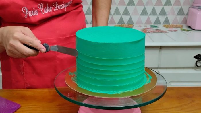 BOLO PARA 25 PESSOAS / DECORAÇÃO BEM FÁCIL@PARISCAKEDESIGNER