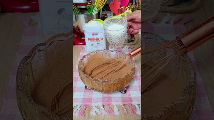 BROWNIE DE CHOCOLATE EM PÓ