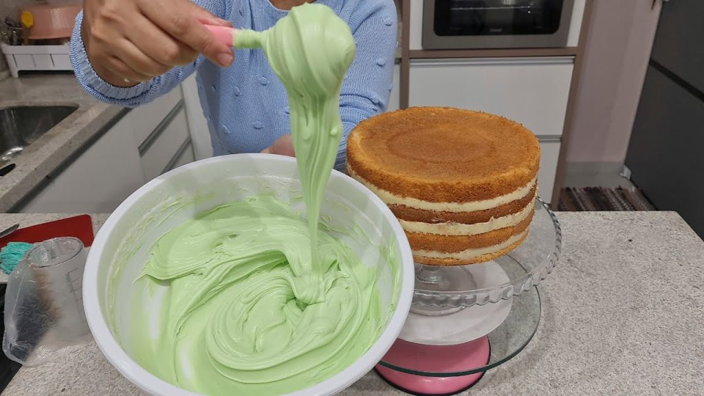 DECORAÇÃO DE BOLO COM COBERTURA DE GANACHE CREMOSA / TEMA SAFARI @PARISCAKEDESIGNER