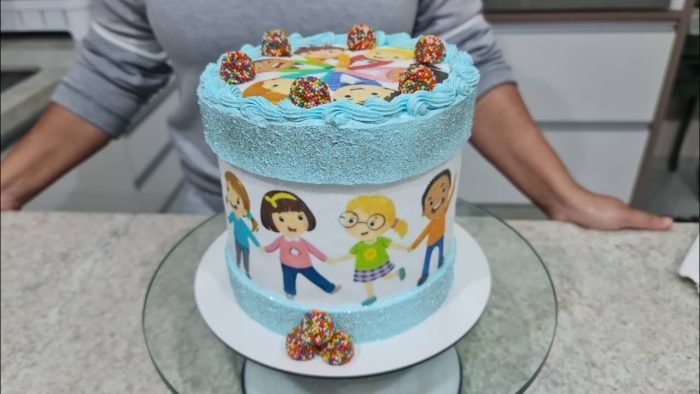 DECORAÇÃO DE BOLO DIA DAS CRIANÇAS / PAPEL ARROZ @PARISCAKEDESIGNER