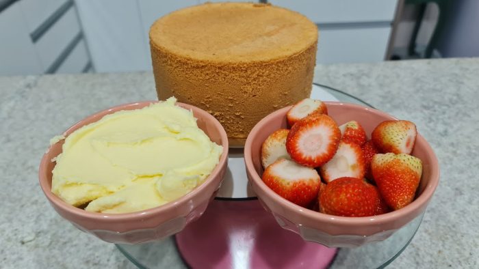 DECORAÇÃO DE BOLO FÁCIL E RÁPIDA +CORTE DO BOLO@PARISCAKEDESIGNER