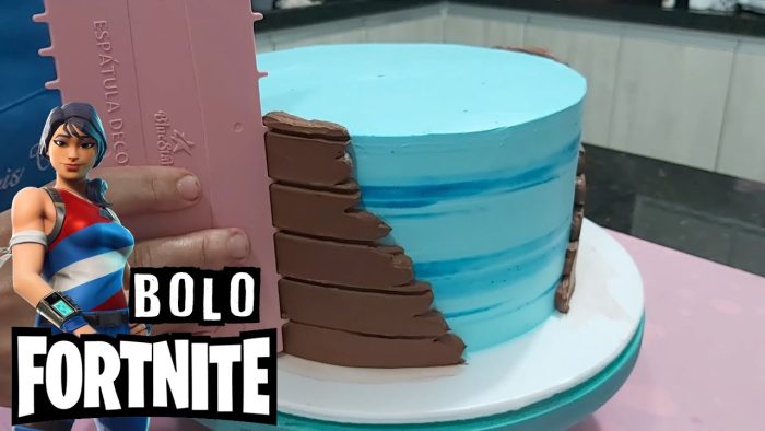 BOLO FORTNITE / TÉCNICA MODERNA EM CHANTININHO / BICO CHUVEIRINHO 233 / PARIS CAKE DESIGNER