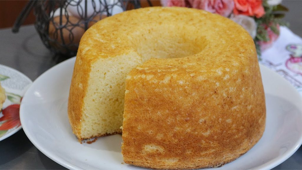 É SÓ BATER! MISTURE LEITE CONDENSADO + CREME DE LEITE E FAÇA ESSE BOLO MOÇA SIMPLES E FOFINHO!