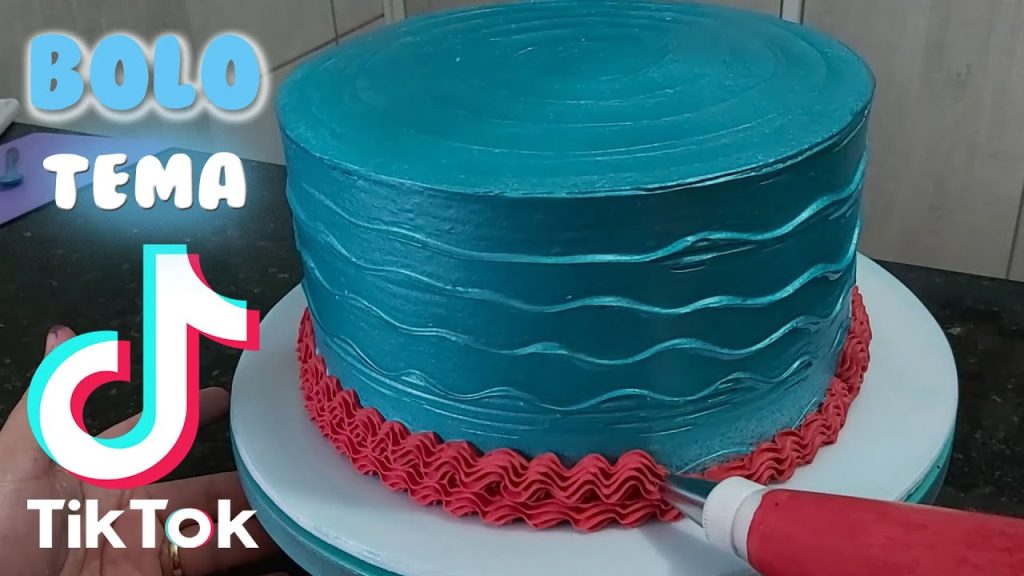 DECORAÇÃO BOLO TEMA TIK TOK / WAVE CAKE /BICO 20 /TRABALHO EM ESPÁTULA /PARIS CAKE DESIGNER