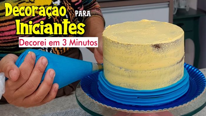 DECORAÇÃO PARA INICIANTES /FIZ EM 3 MINUTOS/ BOLO DOS MINIONS / USEI O BICO 1 M @PARISCAKEDESIGNER