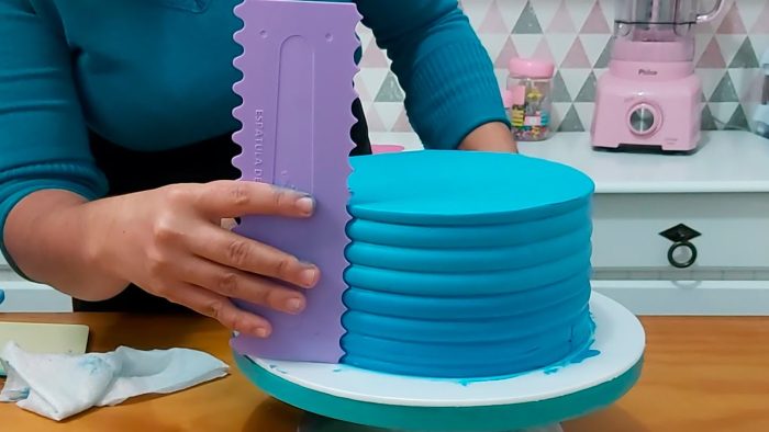 BOLO DE CHANTILLY/ 2 AMORES / TRABALHO COM ESPÁTULA DE TEXTURA 3 DA BLUE STAR / PARIS CAKE DESIGNER