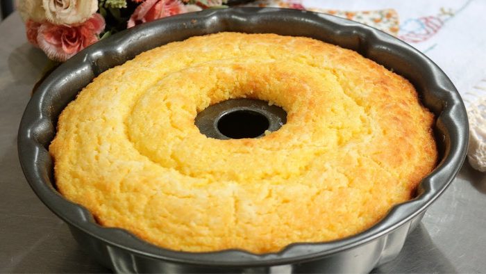 SEM TRIGO, ÚMIDO E FOFINHO! GOSTINHO INCRÍVEL DA ROÇA! BOLO DE BAGAÇO DE MILHO – Bateu Ta Pronto