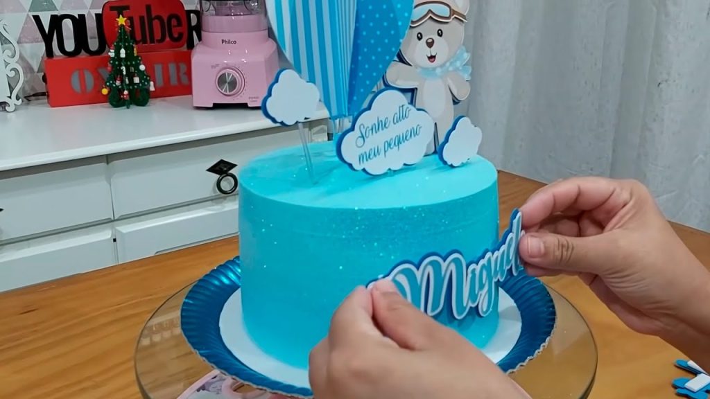 BOLO MESVERSÁRIO  BEM FÁCIL DE FAZER / URSINHO BALOEIRO / PARIS CAKE DESIGNER