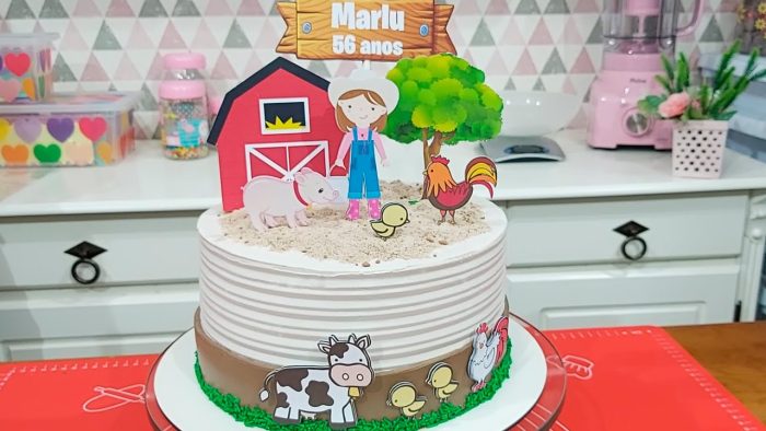 BOLO FAZENDINHA DE CHANTILLY / TEXTURA FEITA COM A ESPÁTULA 1 DA BLUE STAR / PARIS CAKE DESIGNER