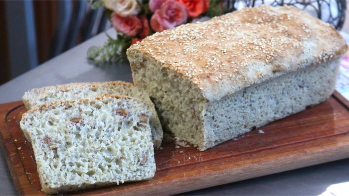 PÃO DE ÁGUA COM MASSA MOLE – SEM OVOS – SEM SOVAR – PÃO CASEIRO FÁCIL E RÁPIDO