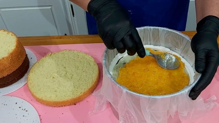 RECHEANDO BOLO COM CONTENÇÃO DE CHANTILLY /MASSA PÃO DE LÓ /RECHEIO MARTA ROCHA /PARIS CAKE DESIGNER
