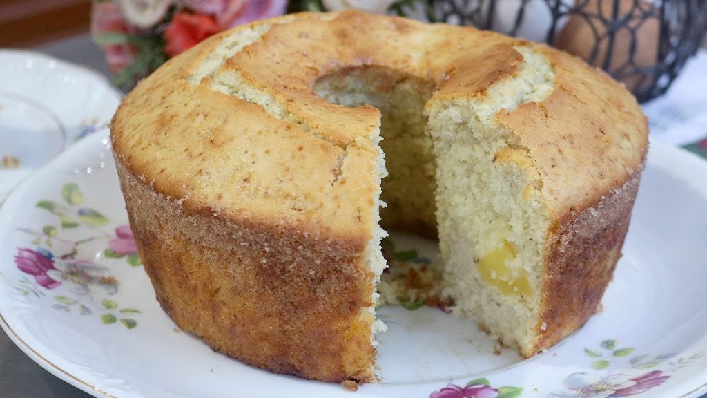 BOLO DE MAÇÃ FOFINHO E FÁCIL DE FAZER NO LIQUIDIFICADOR! Bateu Ta Pronto