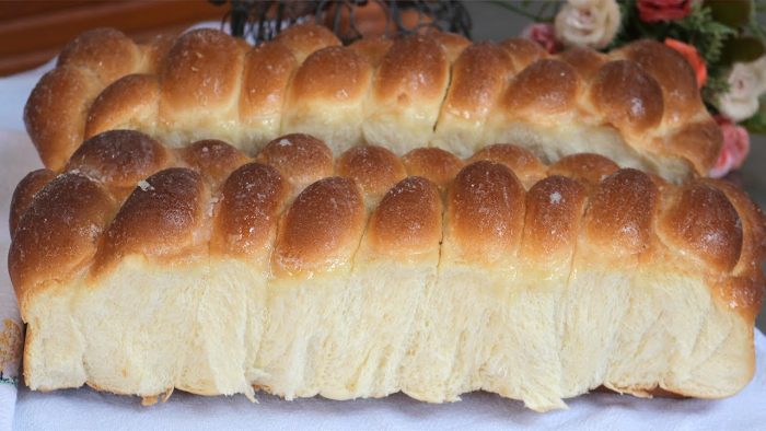 PÃO DE ÁGUA / PÃO DOCE CASEIRO SIMPLES E ECONÔMICO / SEM LEITE