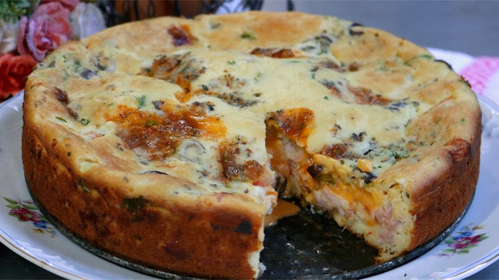 RÁPIDO E FÁCIL DE FAZER! MISTURE A MASSA NO LIQUIDIFICADOR! BOLO SALGADO FOFINHO – TORTA CREMOSA