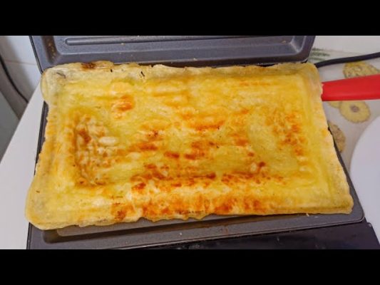 TEM TAPIOCA?FAÇA ESSA RECEITA COM SÓ 3 INGREDIENTES PRONTA EM 4 MINUTOS PARA O CAFÉ DA MANHÃ