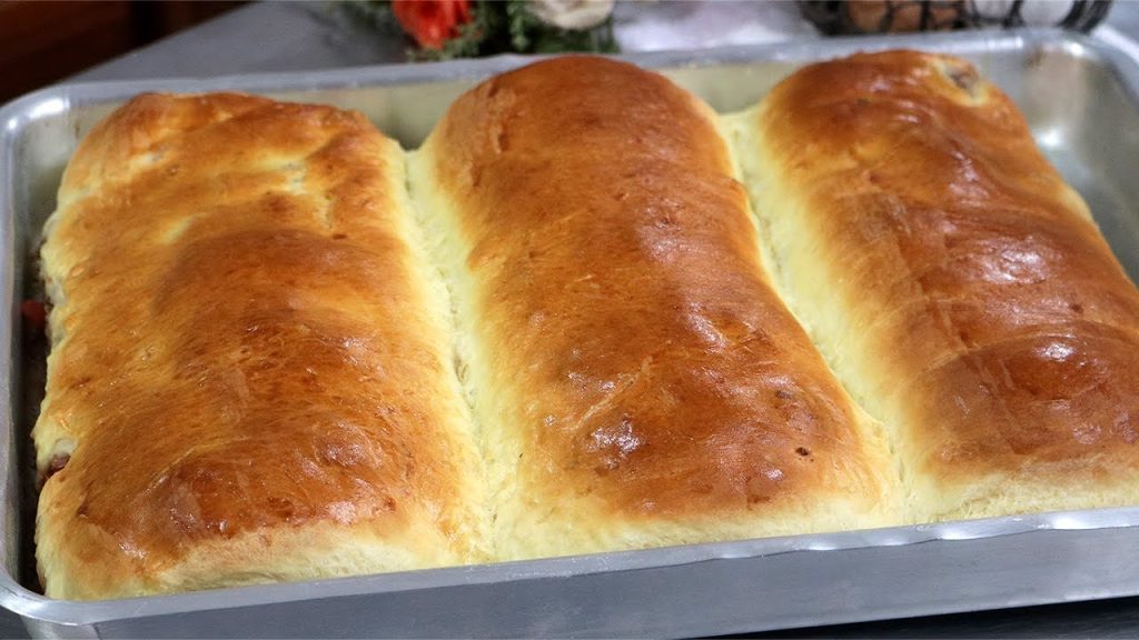 ROCAMBOLE SALGADO DE CARNE – PÃO CASEIRO FOFINHO RECHEADO
