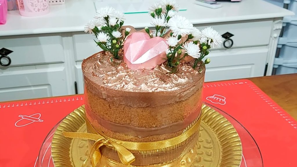 BOLO PARA INICIANTES NA CONFEITARIA FATURAR 💲💲💲 NO DIA DAS MÃES  👩👩‍🦰 / DECORAÇÃO LINDA / PARIS CAKE