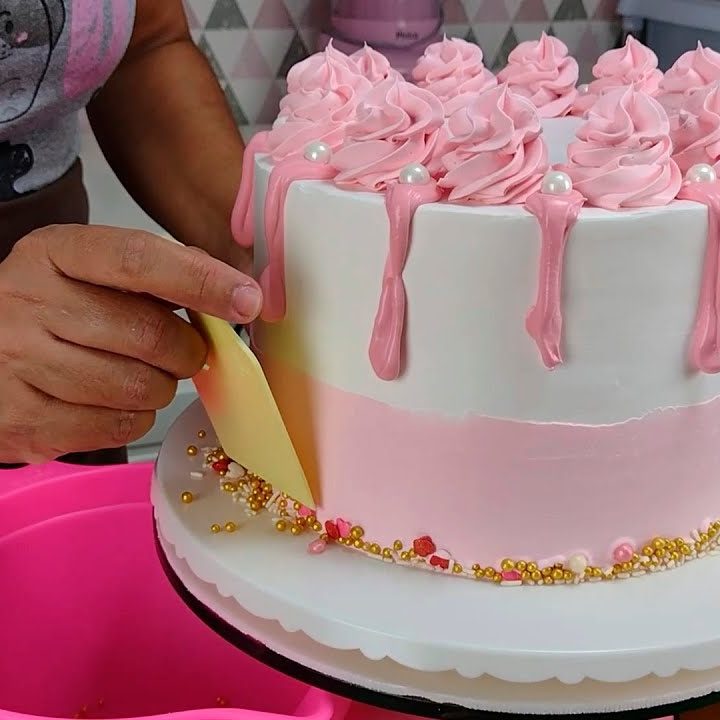 Drip Cake Personalizado - Entrega Grátis em 24h - ChefPanda