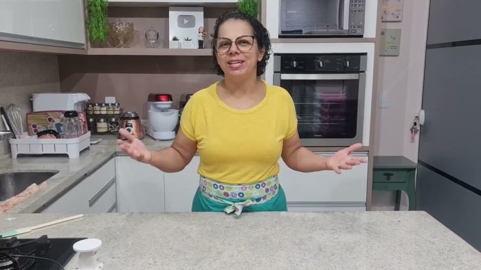 APRENDA BATER CHANTILLY/ E CHANTININHO EM   BATEDEIRA COMUM / PONTO CORRETO  @PARISCAKEDESIGNER​