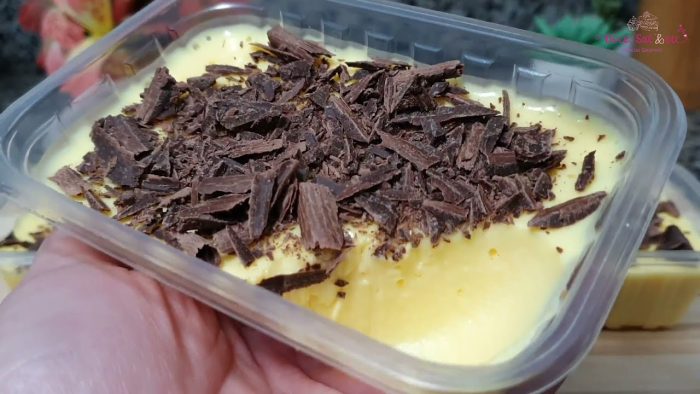 QUANDO PRECISO DE DINHEIRO É ISSO QUE EU FAÇO, MOUSSE NO POTE PARA VENDER!