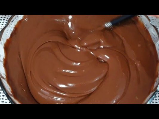 CREMOSÃO!!! RECHEIO DE CHOCOLATE QUE RENDE MUITO!
