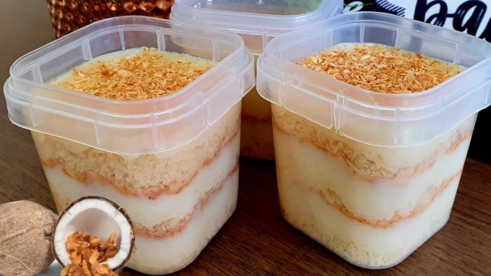 ESSE VENDE TODO DIA! BOLO NO POTE DE COCO E COCO QUEIMADO