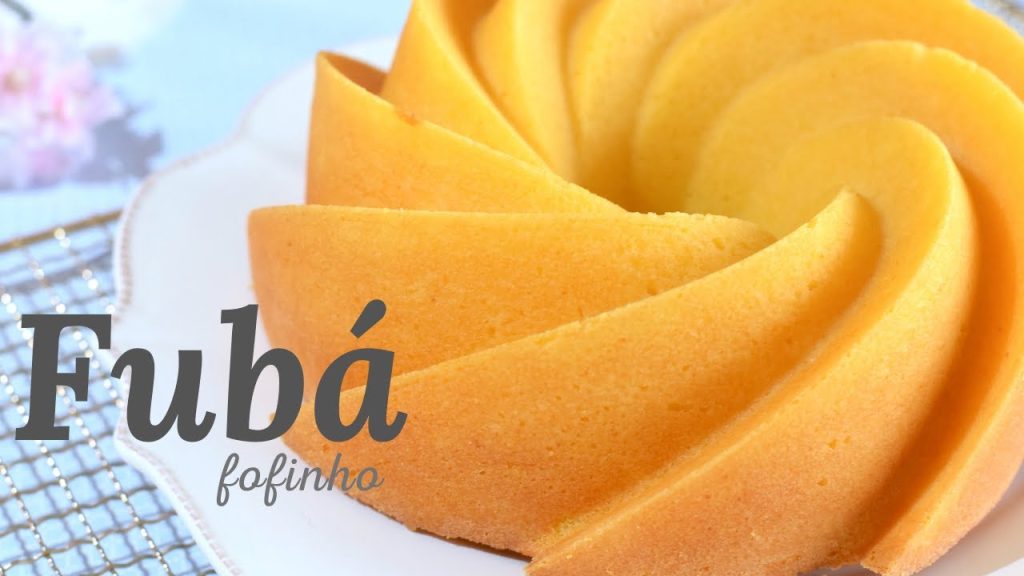 BOLO DE FUBÁ FOFINHO | RAQUEL CICOLIN