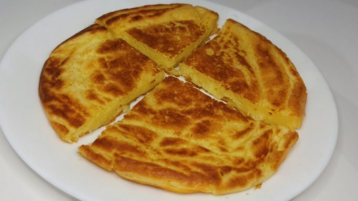 NÃO COMA TRIGO! FAÇA PÃO DE QUEIJO SEM QUEIJO NA FRIGIDEIRA PRONTO EM 5 MINUTOS PARA O CAFÉ DA MANHÃ