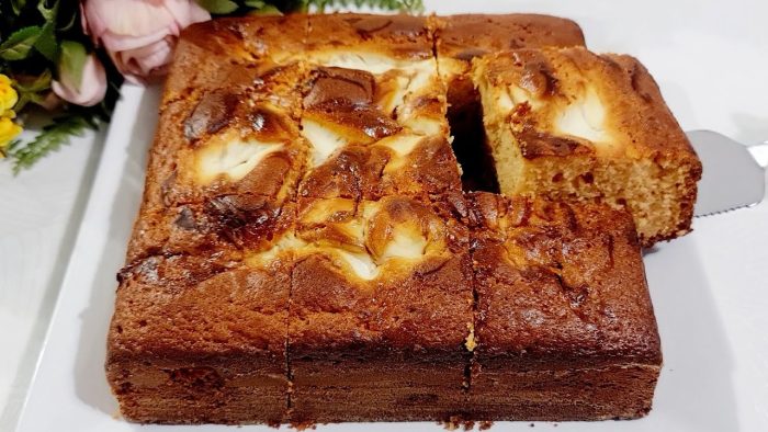 A RECEITA MAIS FÁCIL E DELICIOSA QUE VOCÊ VAI VER HOJE! BOLO DE IOGURTE COM DOCE DE LEITE!