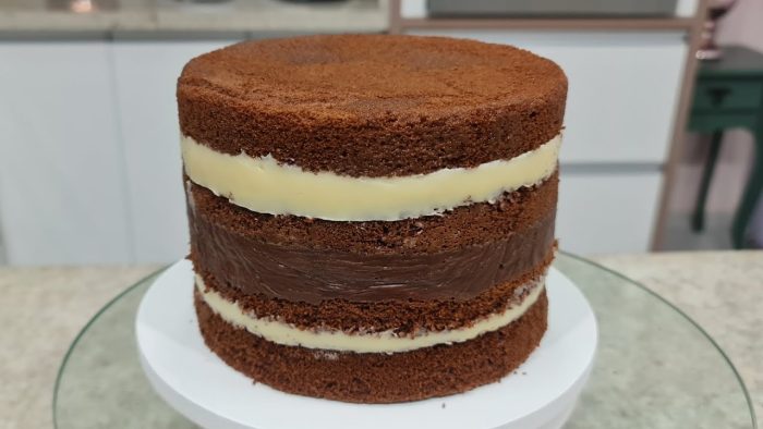 BOLO SIMPLES E DELICADO DETALHES QUE FIZERAM TODA A DIFERENÇA @PARISCAKEDESIGNER
